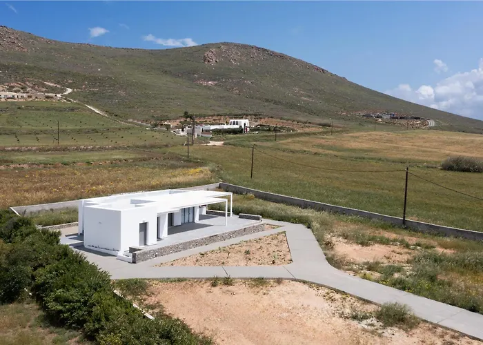 Paros Molos Modern Brand New 3-room 50m From *