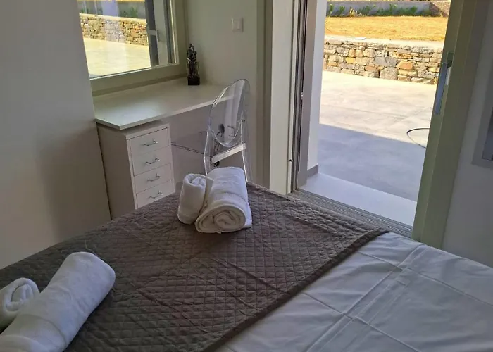 Paros Molos Modern Brand New 3-room 50m From
